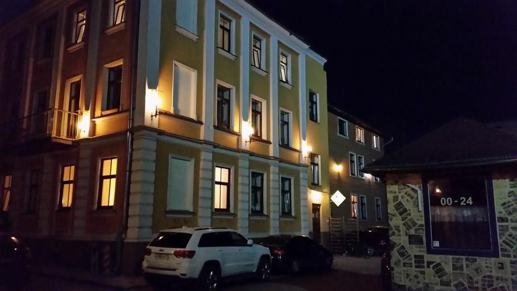 Hotel Knights Court à Riga Extérieur photo