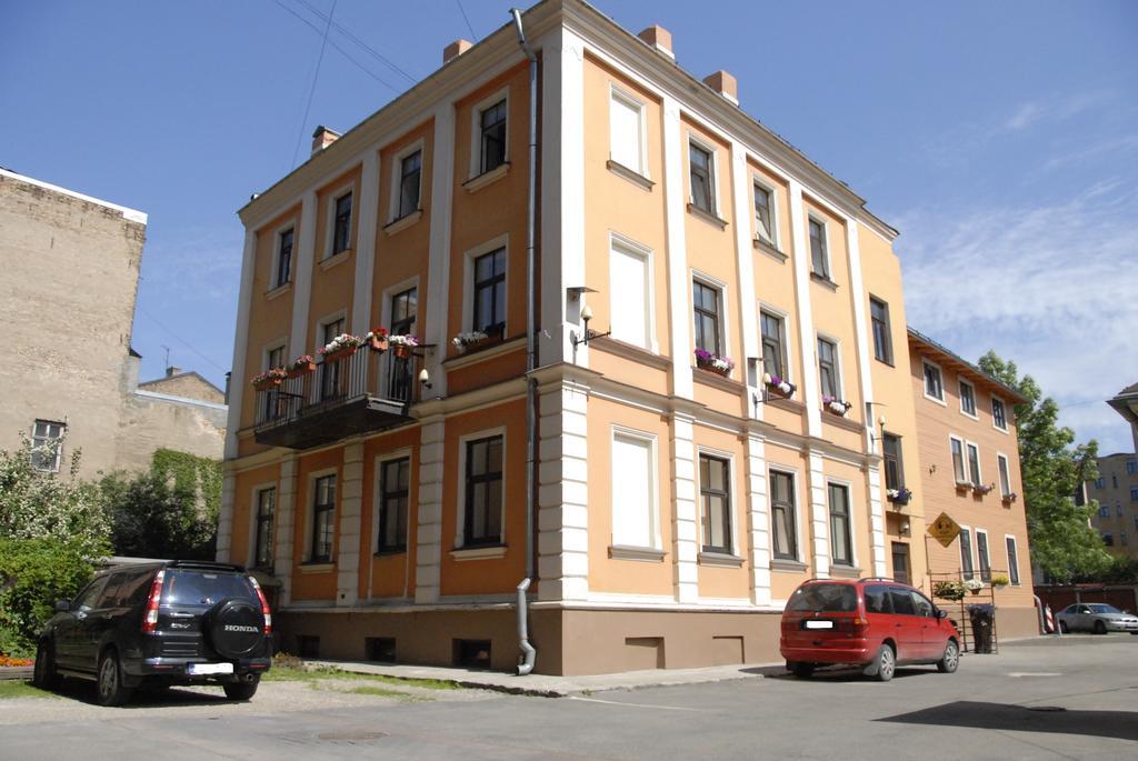 Hotel Knights Court à Riga Extérieur photo