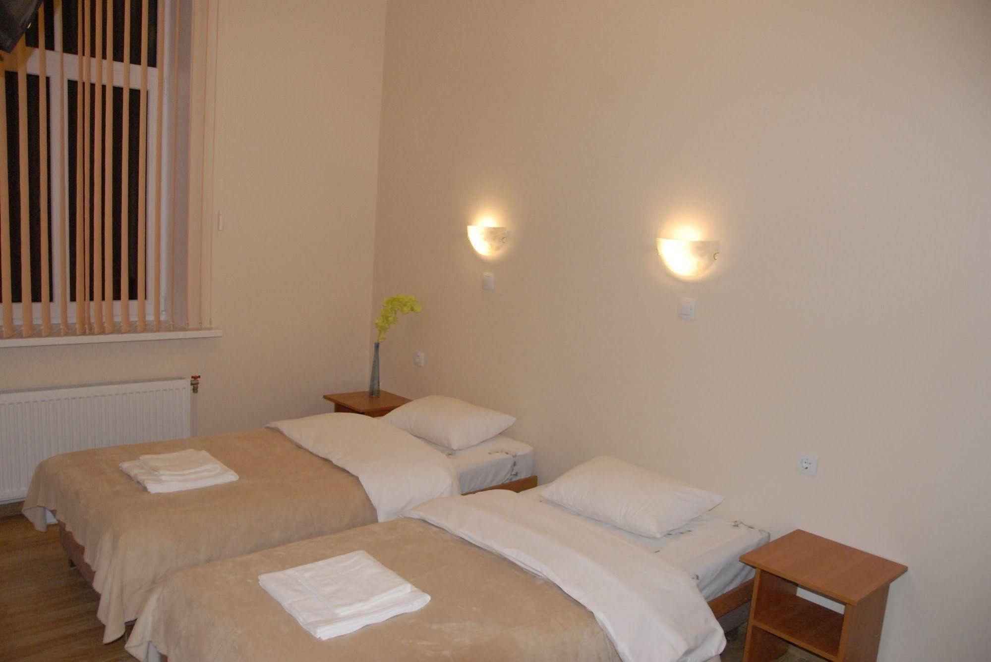 Hotel Knights Court à Riga Extérieur photo