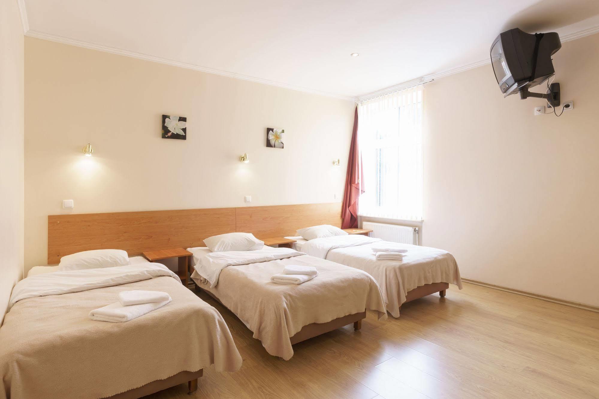 Hotel Knights Court à Riga Extérieur photo