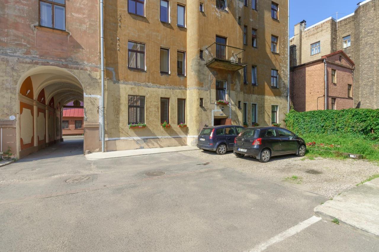 Hotel Knights Court à Riga Extérieur photo